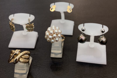 ピアス、リング